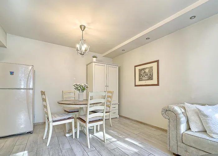 Elegant In Old Town Self Check In 24x7 By H&h Vilnius