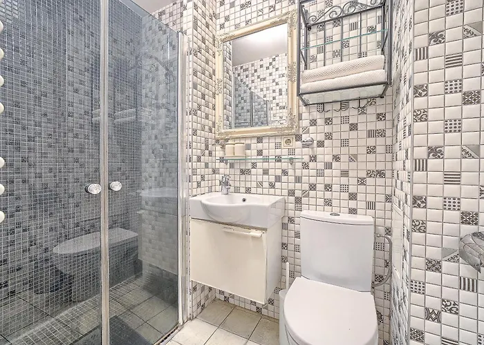 Elegant In Old Town Self Check In 24x7 By H&h * Vilnius