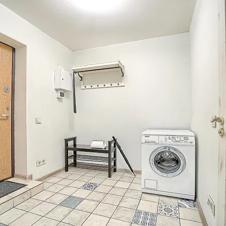 Апартаменты Elegant In Old Town Self Check In 24x7 By H&h